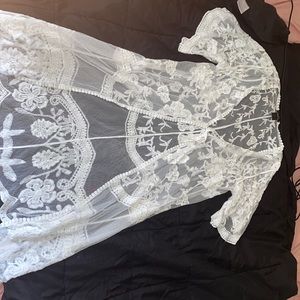 White lace kimono